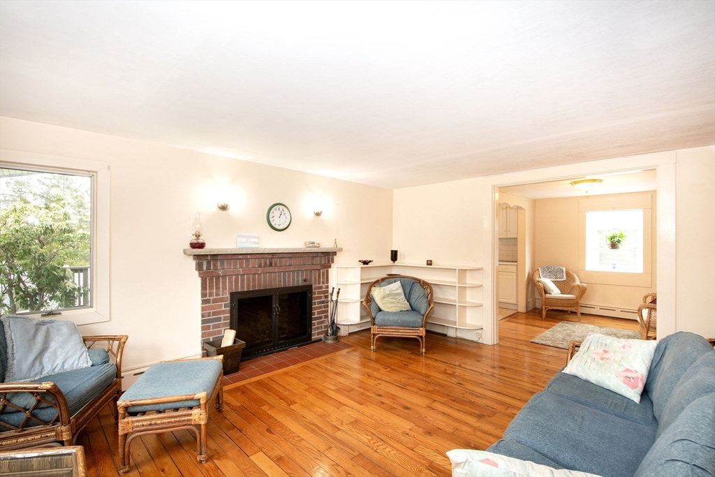55 Bancroft Rd