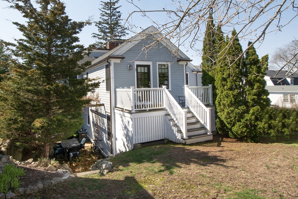 108-110 Elm St # 3