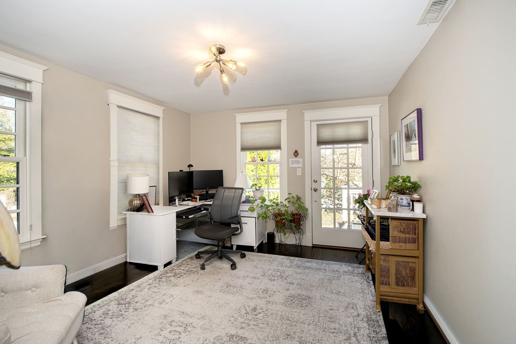 108-110 Elm St # 3