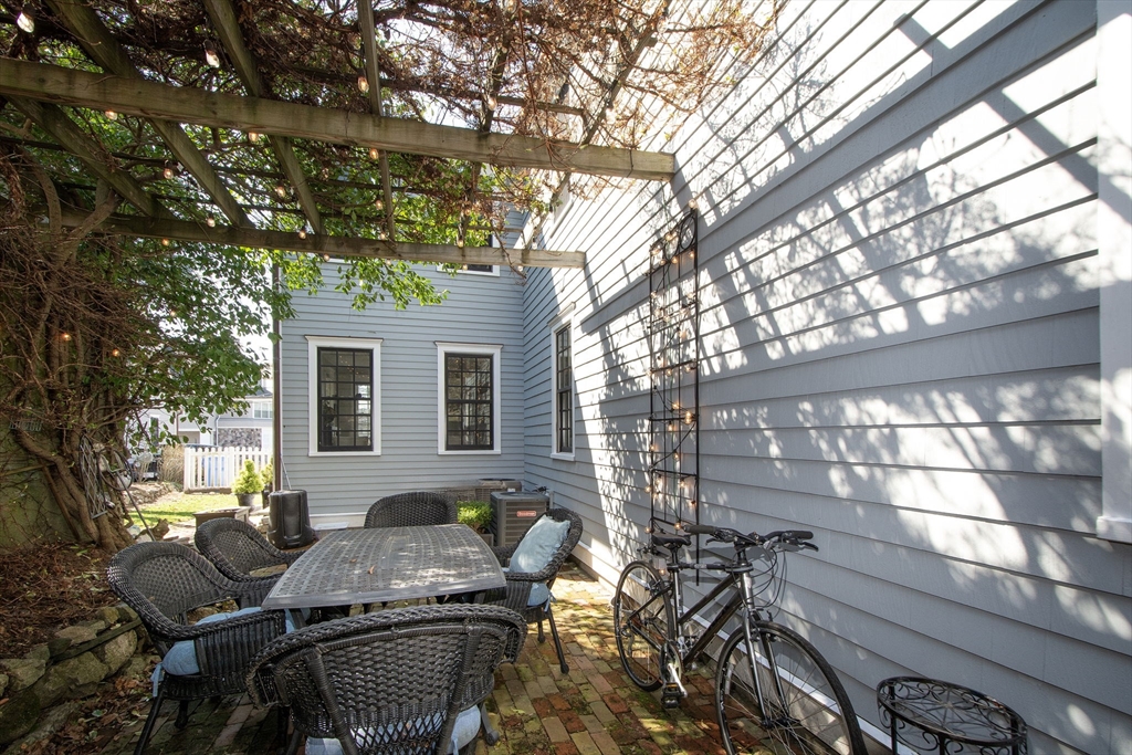 108-110 Elm St # 3