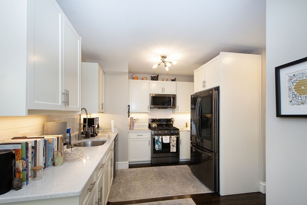 108-110 Elm St # 3