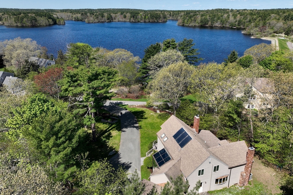 29 Aaron River Rd
