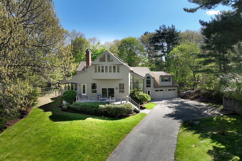 29 Aaron River Rd