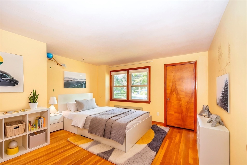 277 East St