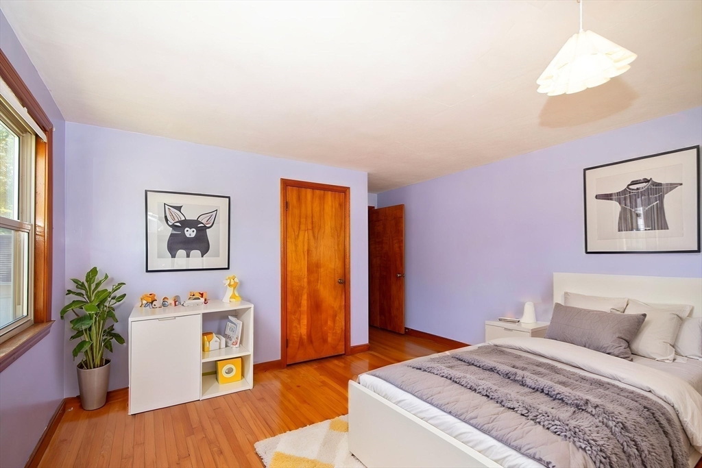 277 East St