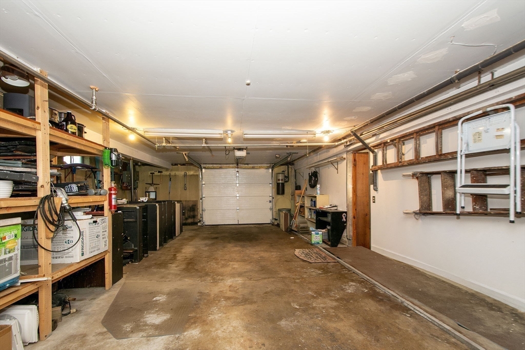 277 East St
