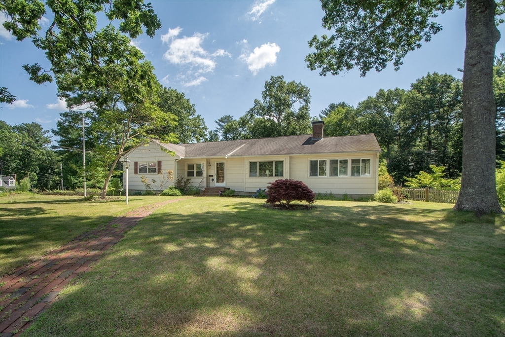 277 East St