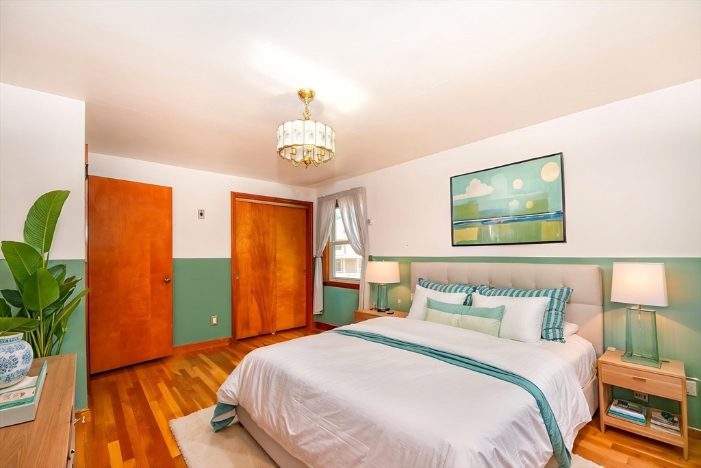 277 East St
