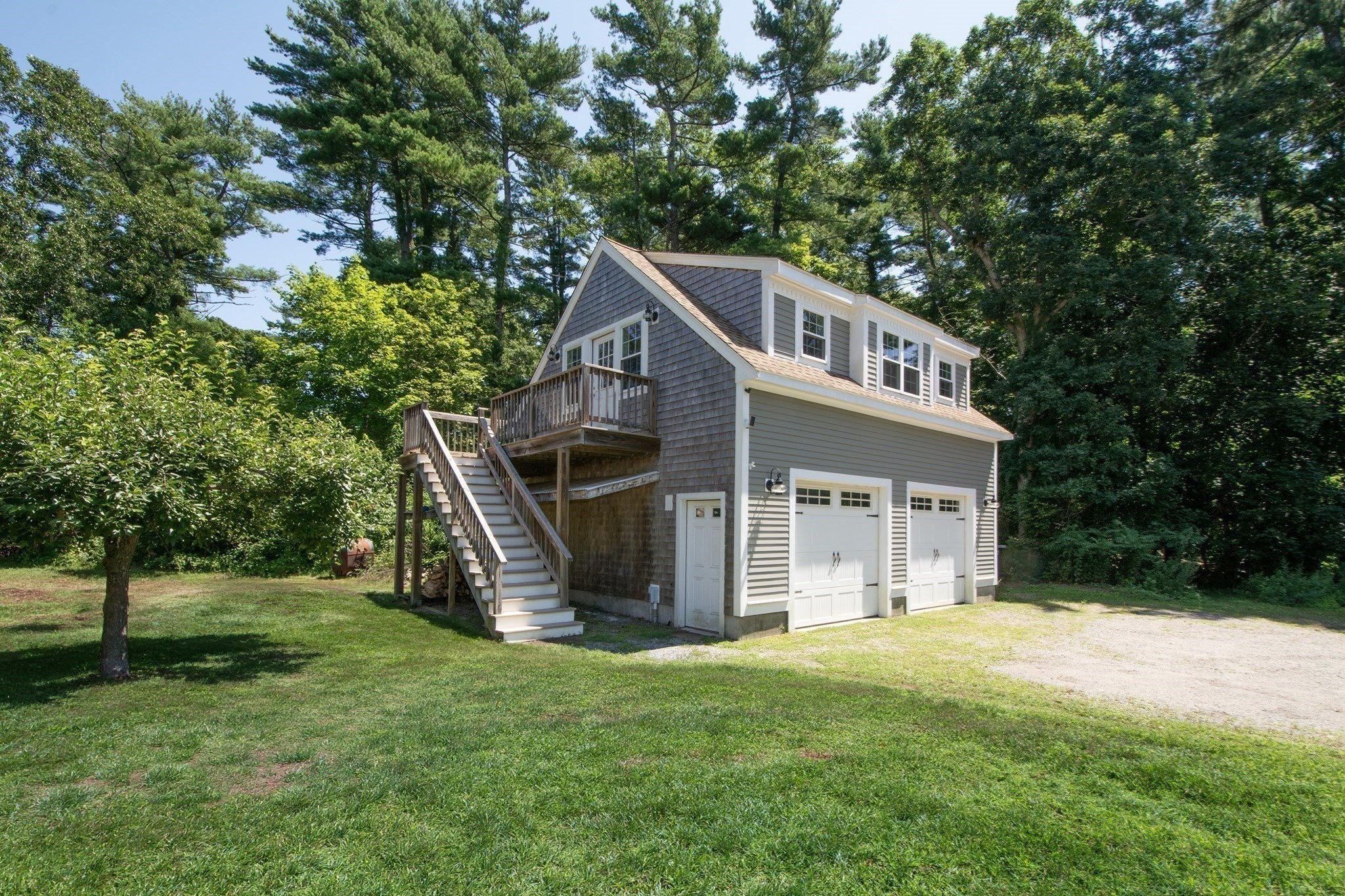 26 Pine St