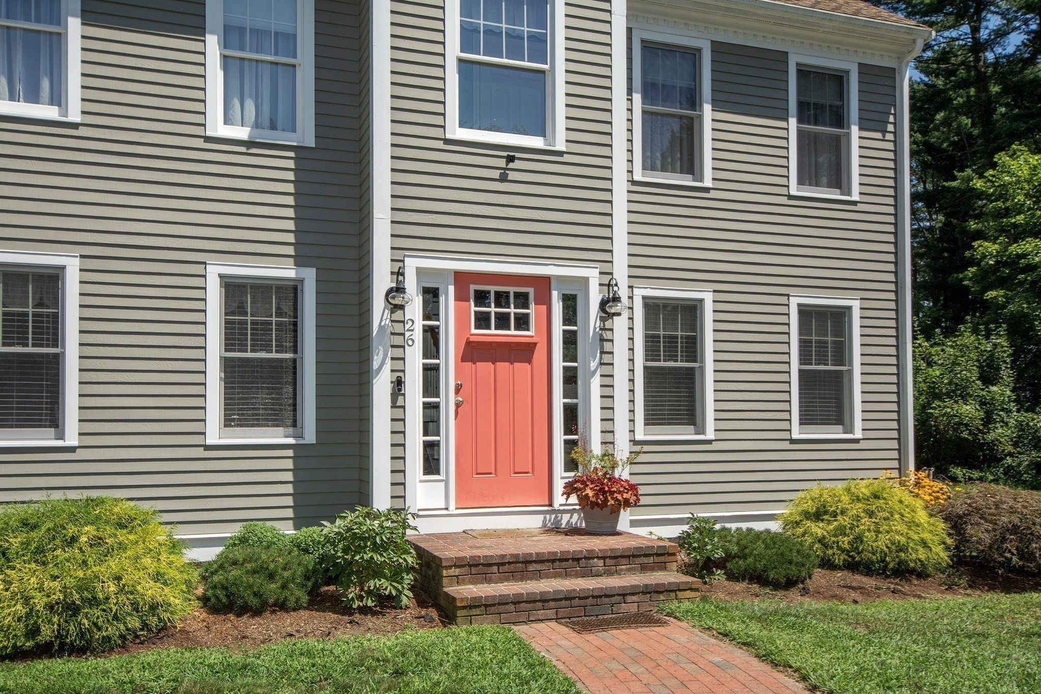 26 Pine St
