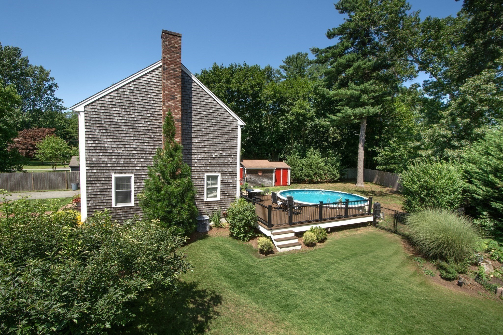 26 Pine St