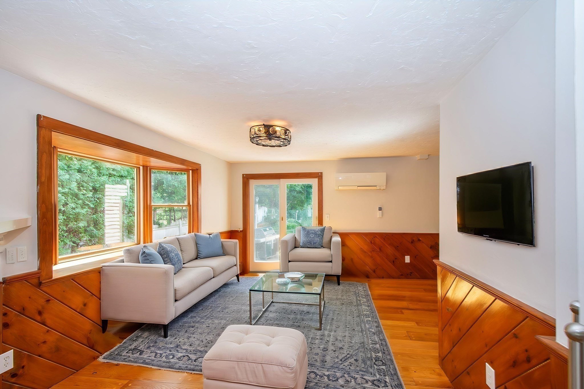 187 S Main St # 1