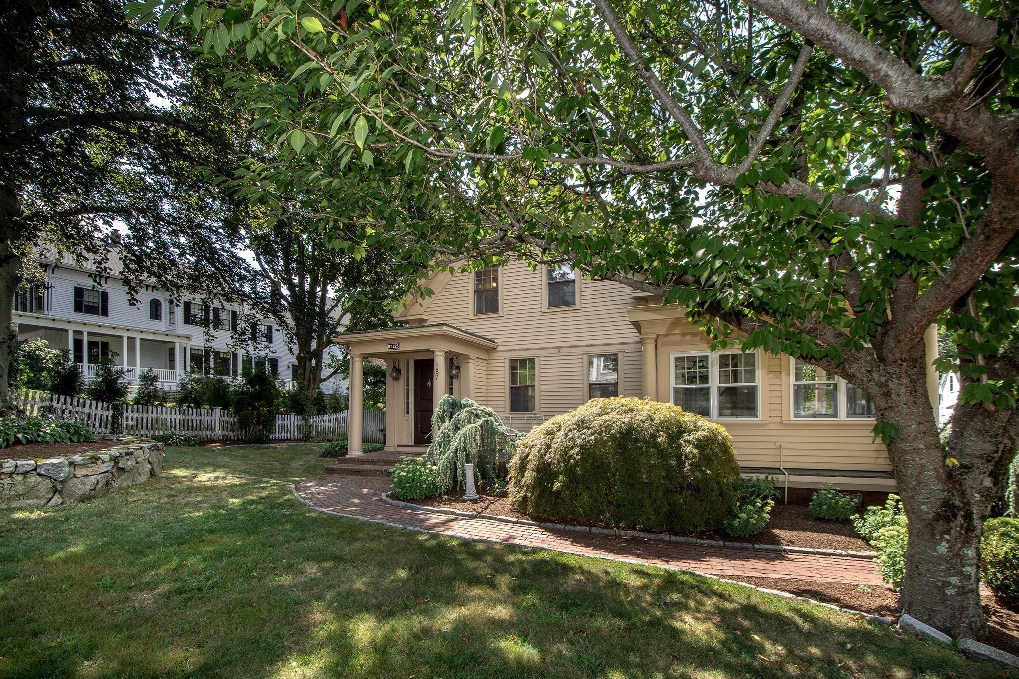 187 S Main St # 1