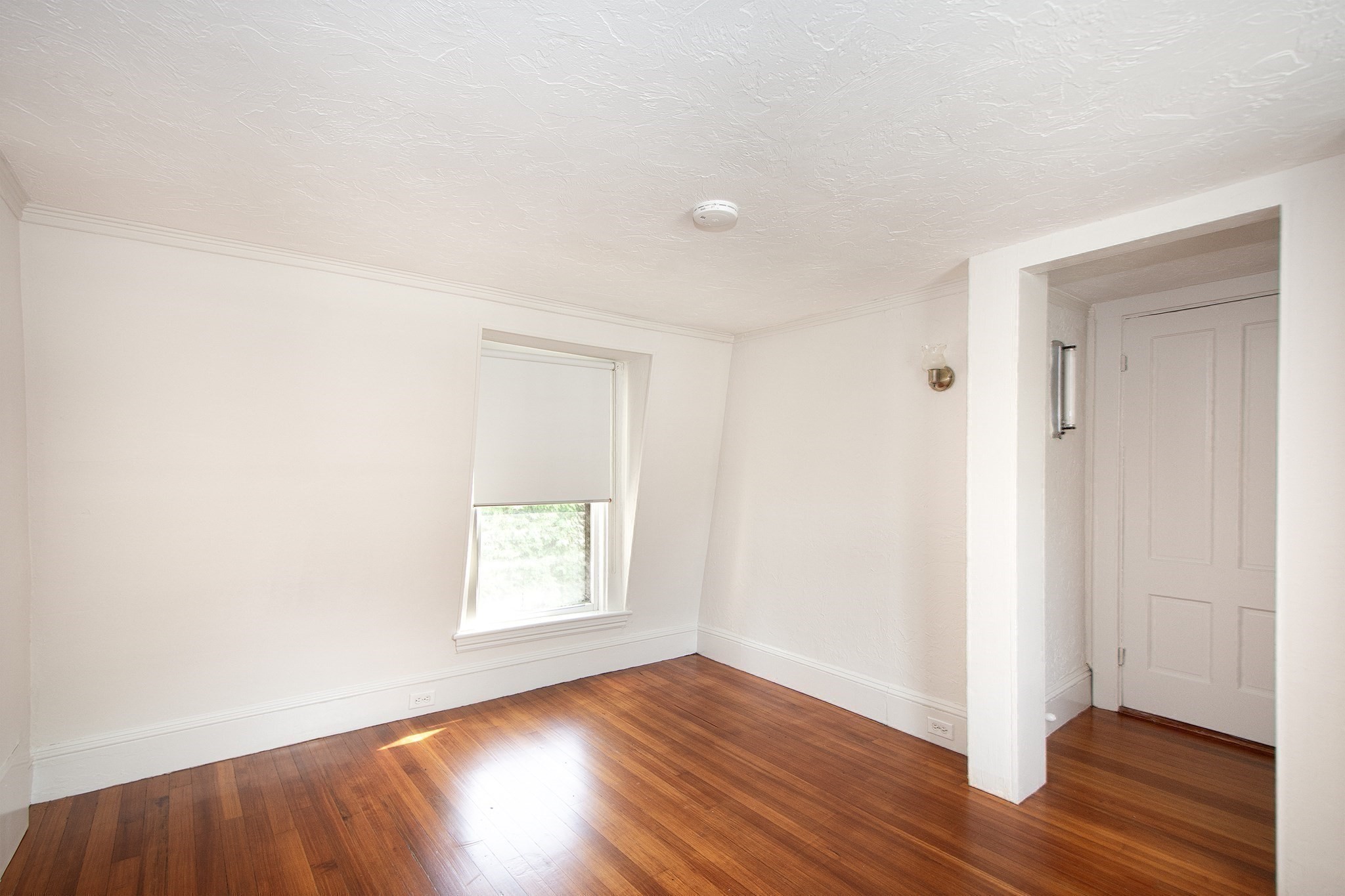 187 S Main St # 1
