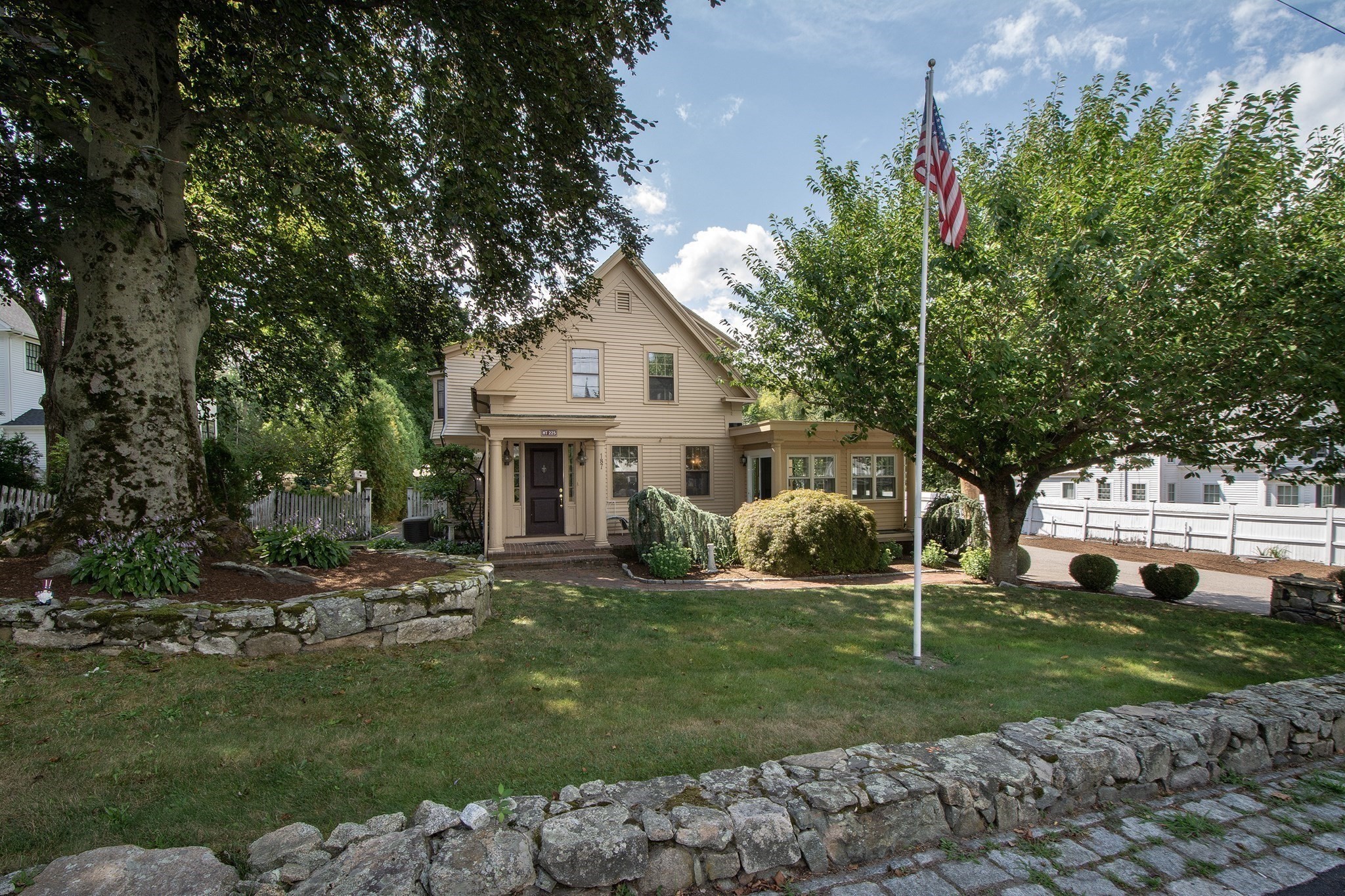 187 S Main St # 1