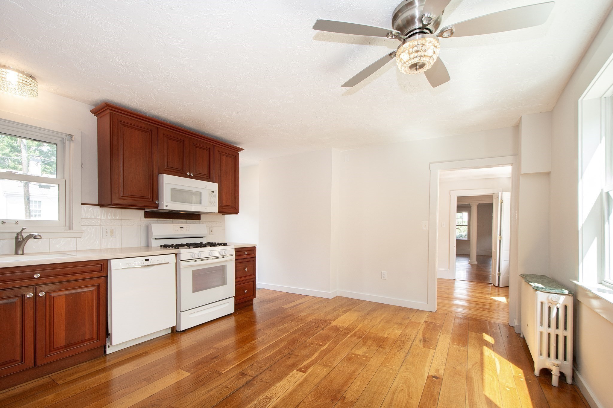 187 S Main St # 1