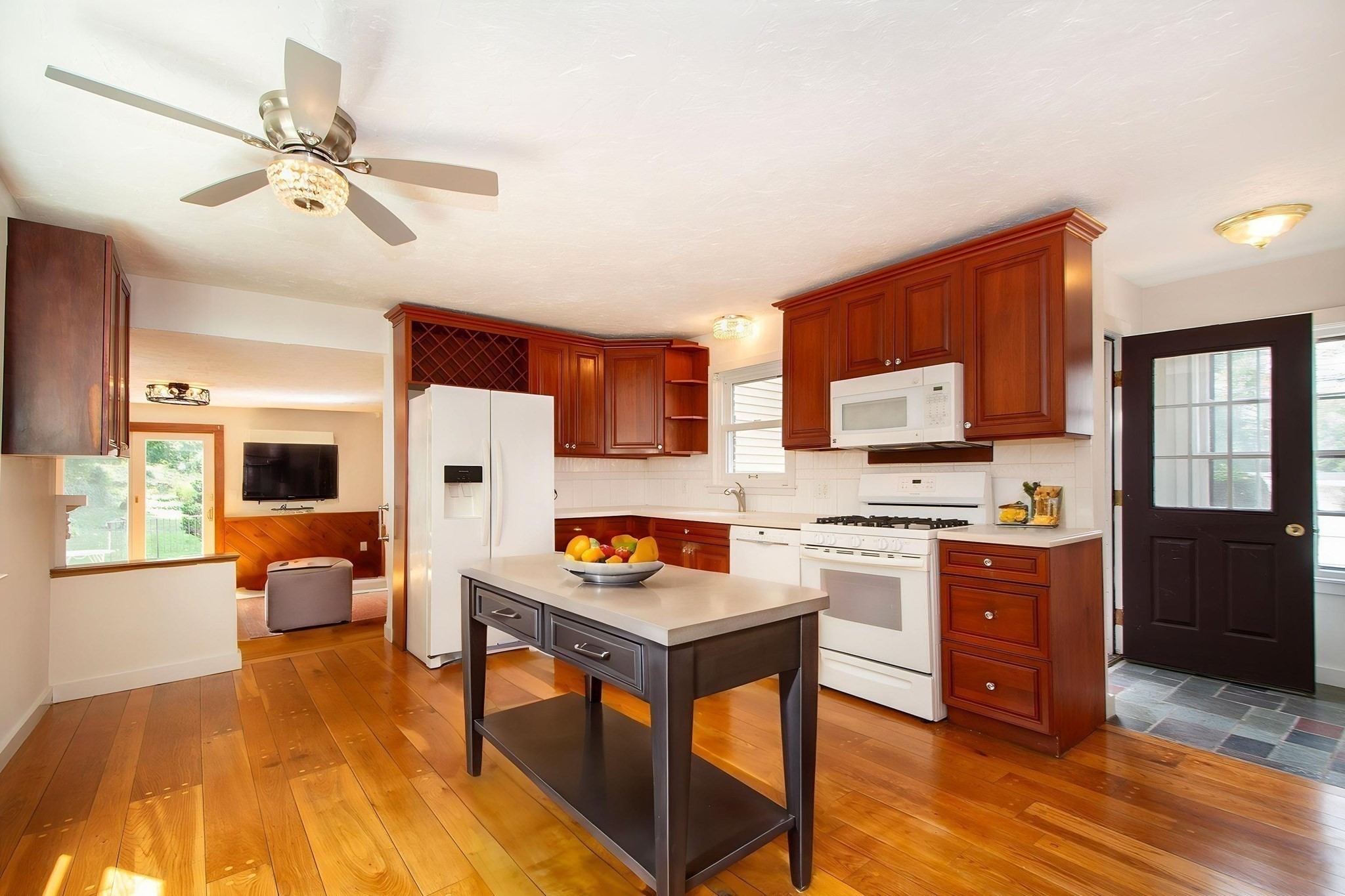 187 S Main St # 1