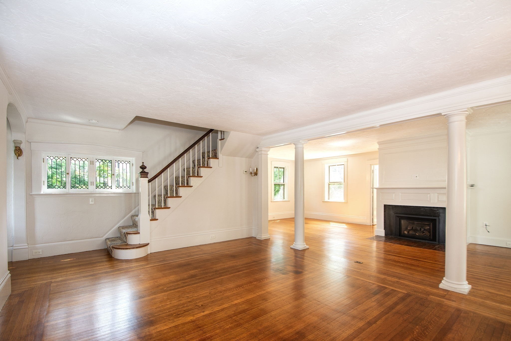 187 S Main St # 1