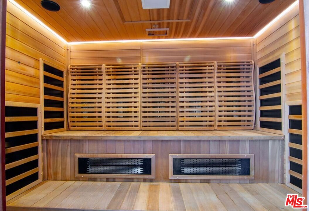 10520 Wilshire Blvd Unit: 304