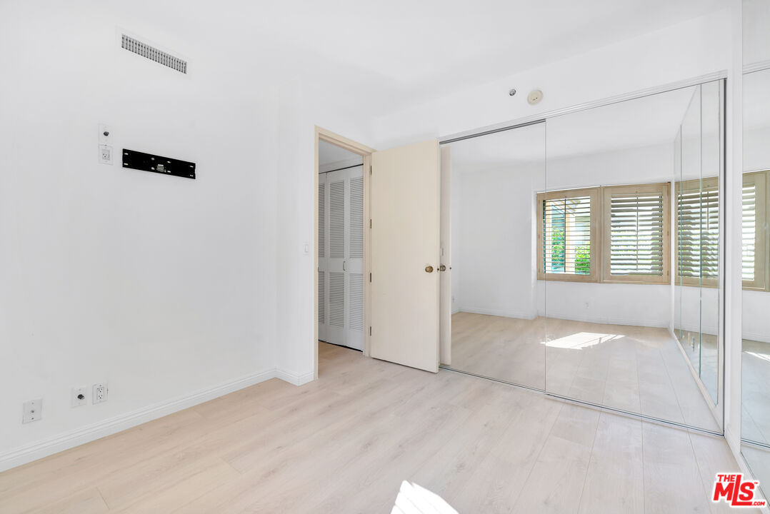10520 Wilshire Blvd Unit: 304