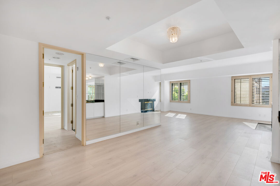 10520 Wilshire Blvd Unit: 304
