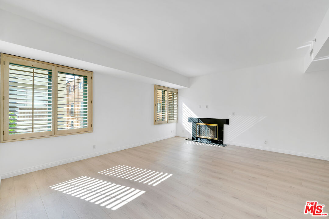 10520 Wilshire Blvd Unit: 304