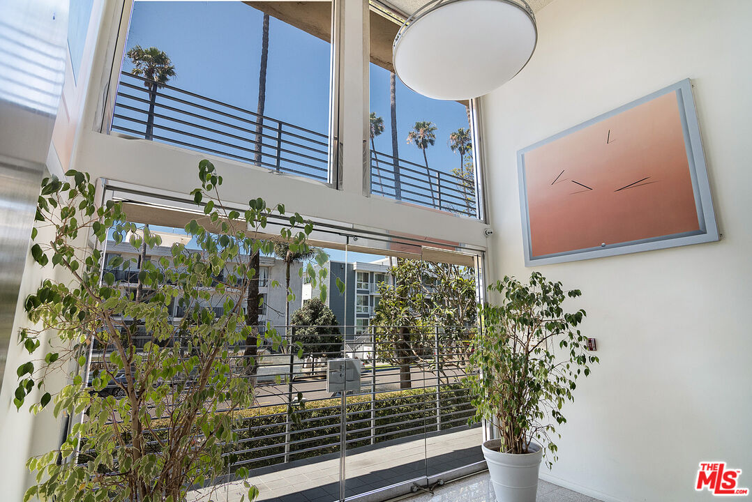 843 4th St Unit: 103