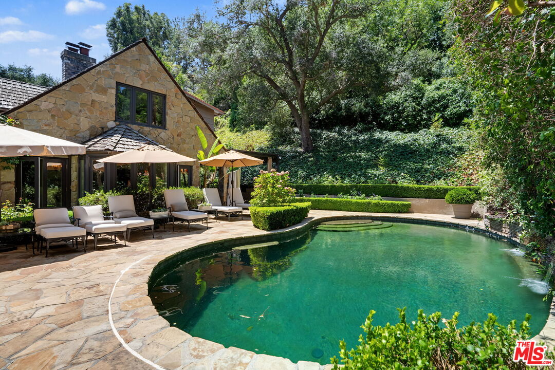 575 N Beverly Glen Blvd