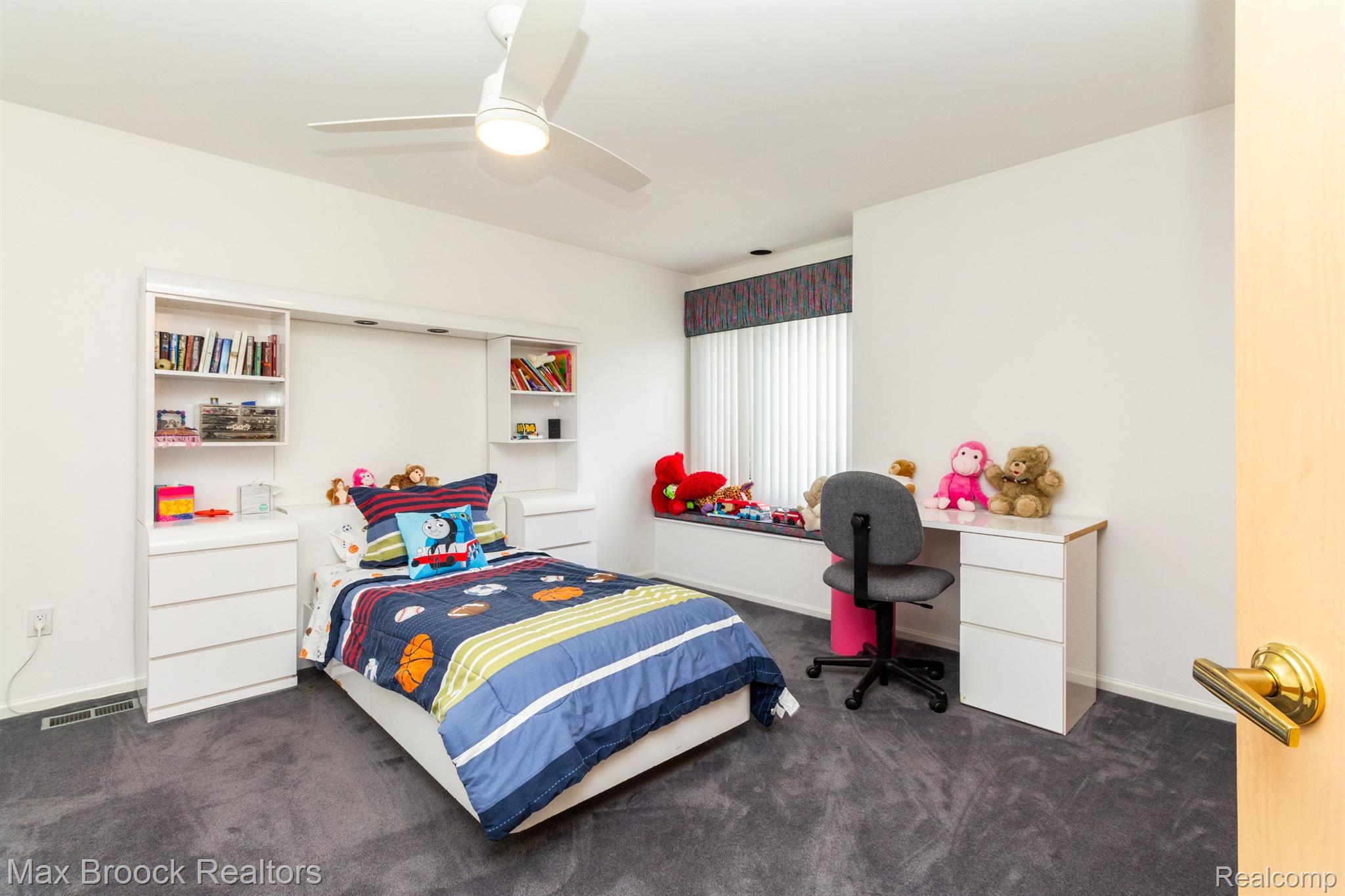 30507 FOX CLUB Drive
