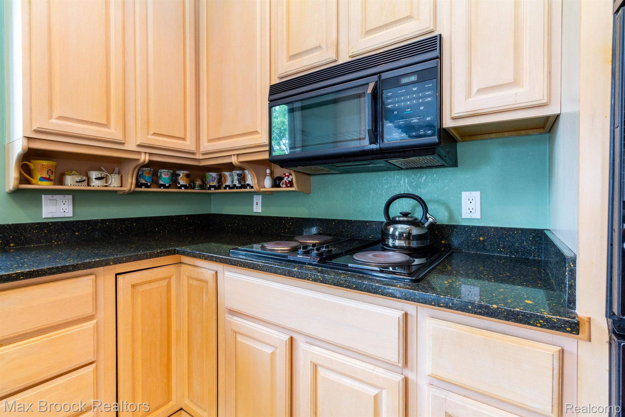 30507 FOX CLUB Drive