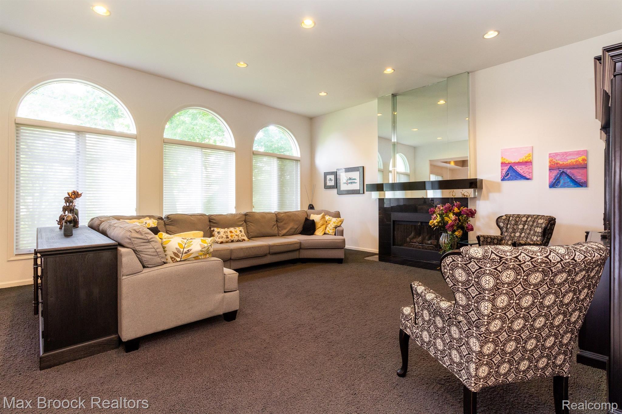 30507 FOX CLUB Drive