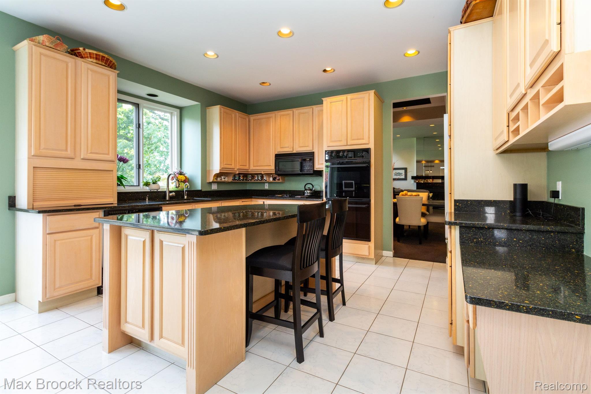 30507 FOX CLUB Drive