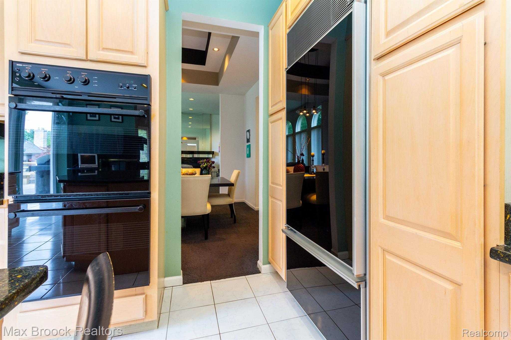 30507 FOX CLUB Drive