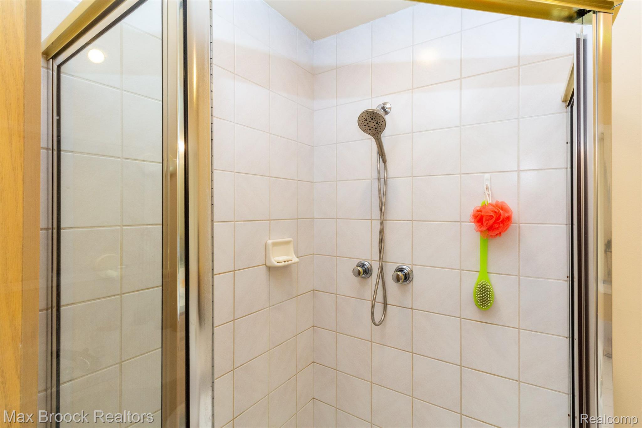 30507 FOX CLUB Drive