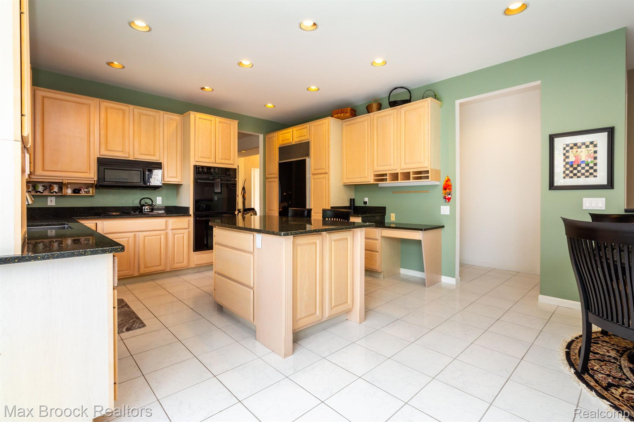 30507 FOX CLUB Drive