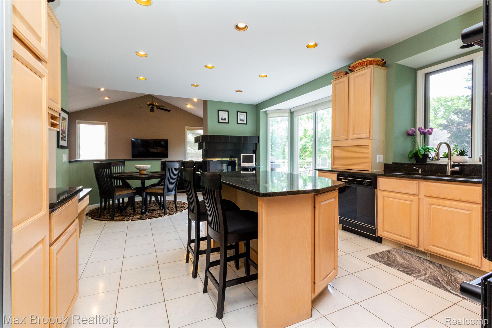 30507 FOX CLUB Drive