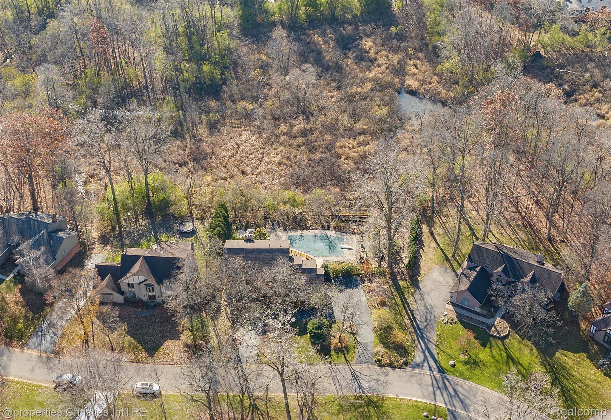 6048 DUNMORE Drive