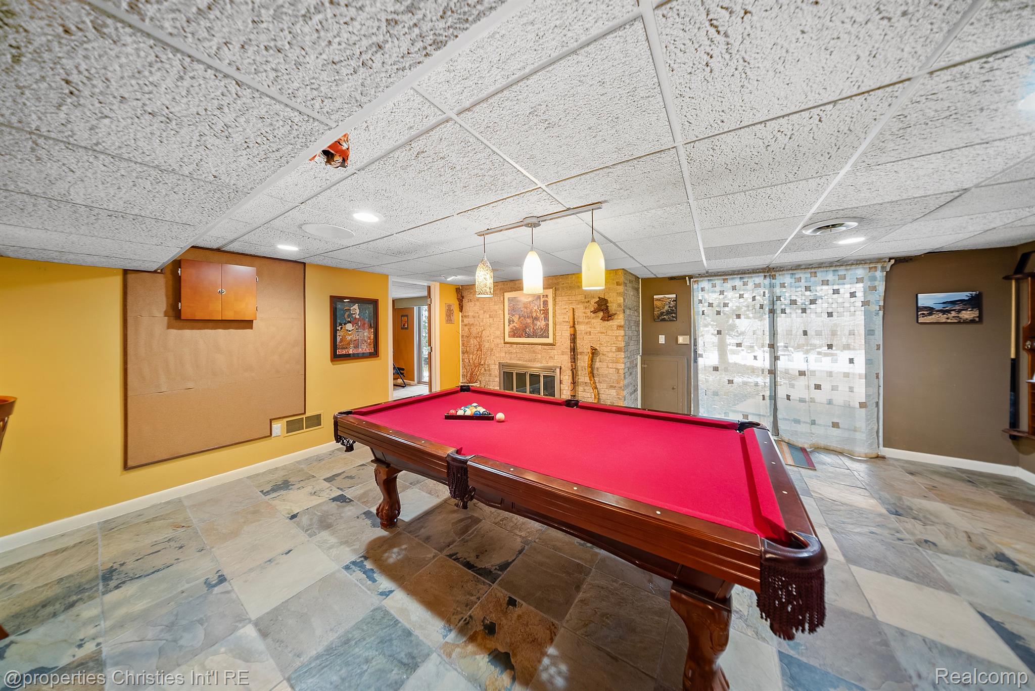 6048 DUNMORE Drive