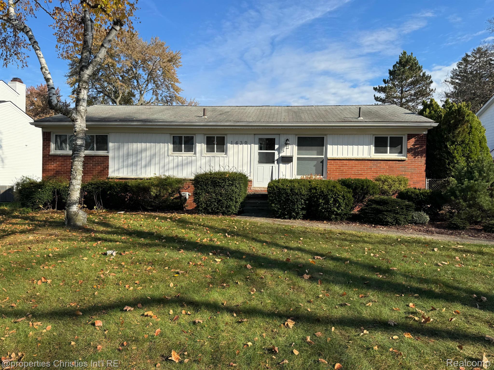 1439 SHIPMAN Boulevard
