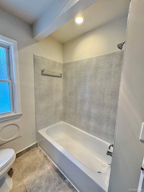 2621 VOORHEIS Road