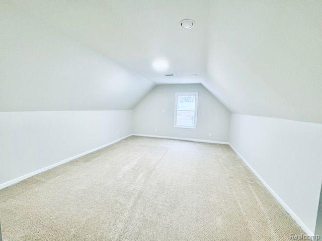 2621 VOORHEIS Road