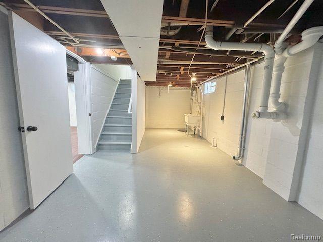 2621 VOORHEIS Road