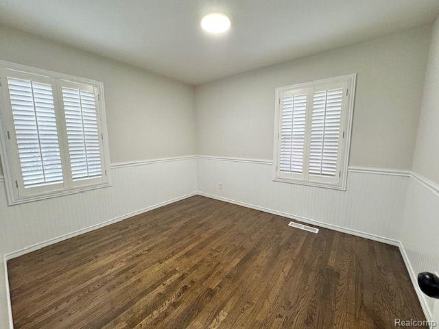 2621 VOORHEIS Road