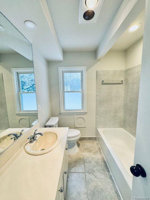 2621 VOORHEIS Road