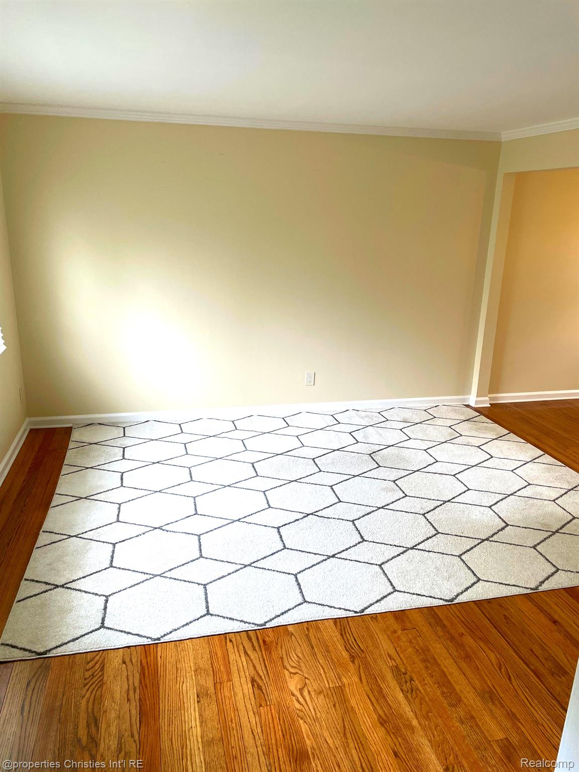 1642 GRAEFIELD Road 75