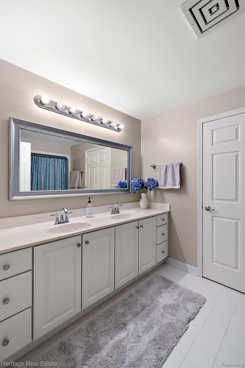 1585 DEER PATH Trail