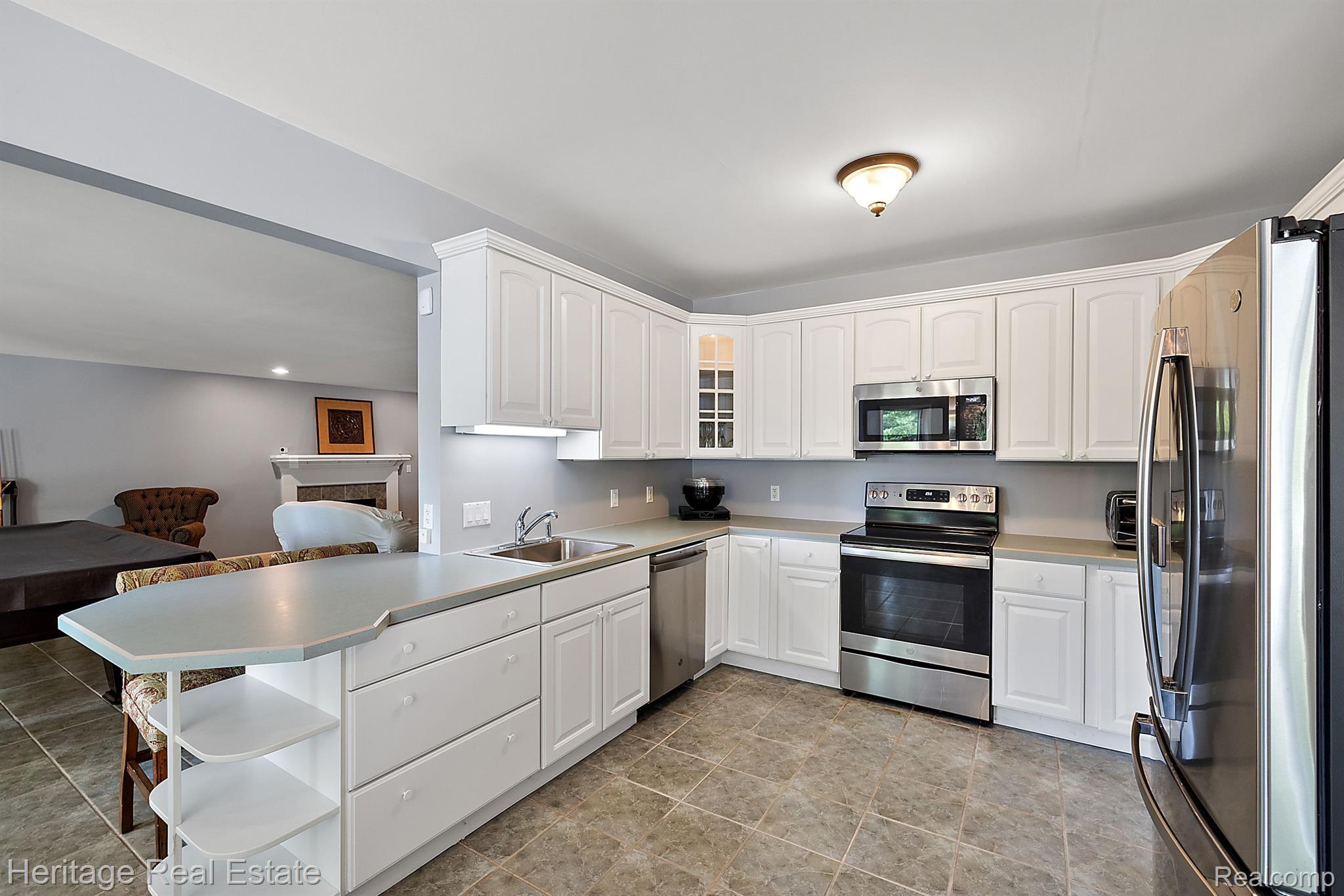 1585 DEER PATH Trail
