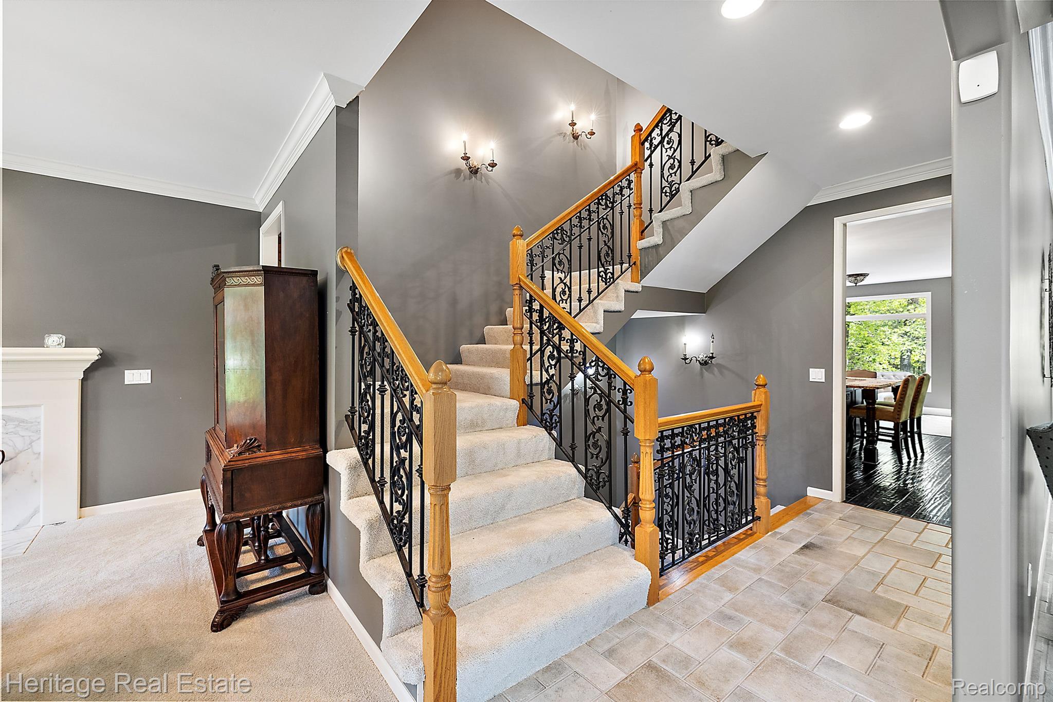 1585 DEER PATH Trail