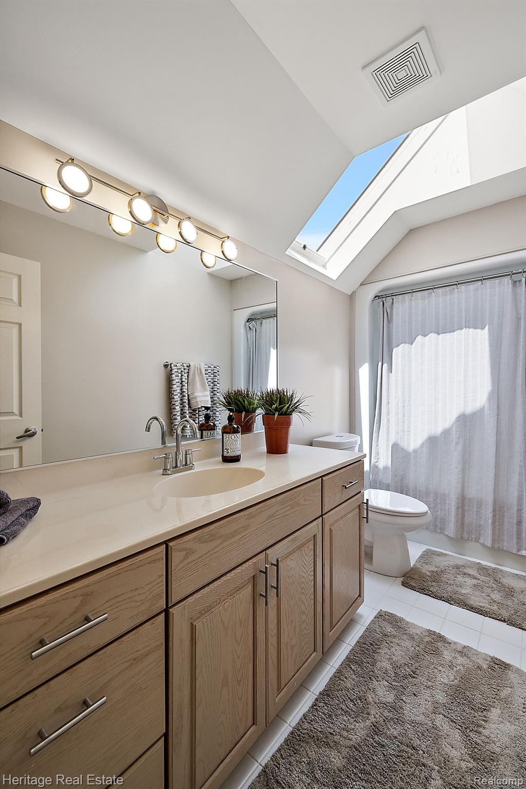 1585 DEER PATH Trail