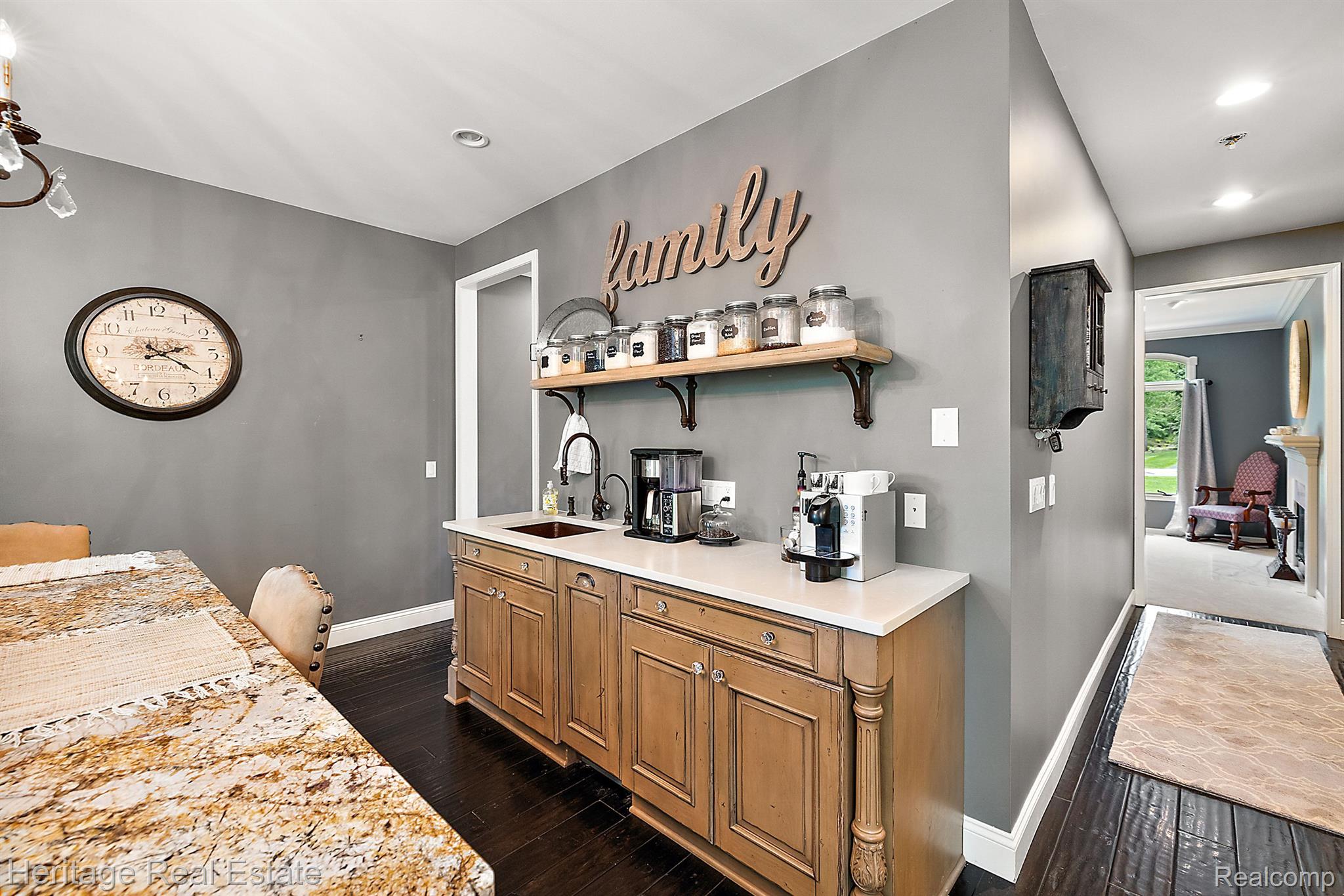 1585 DEER PATH Trail